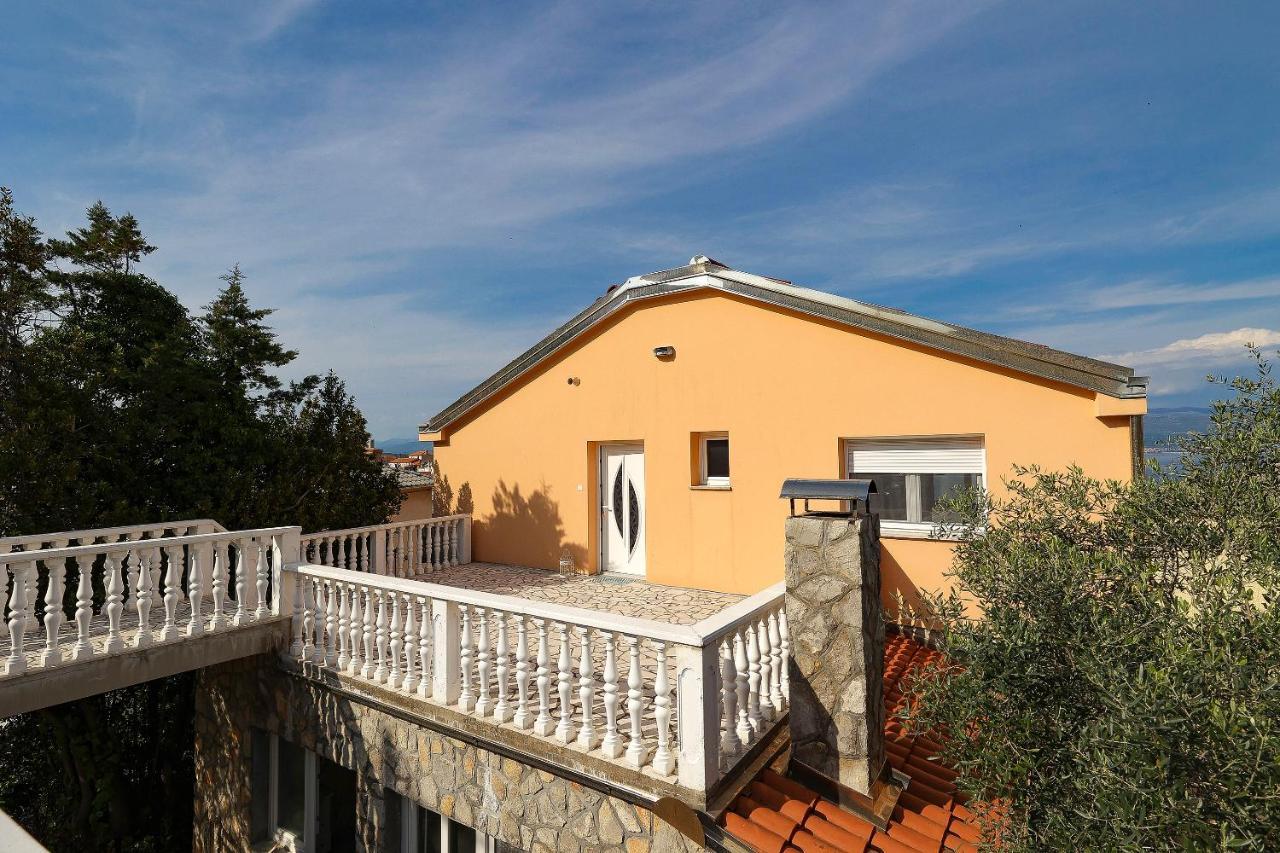 Apartment Moro *